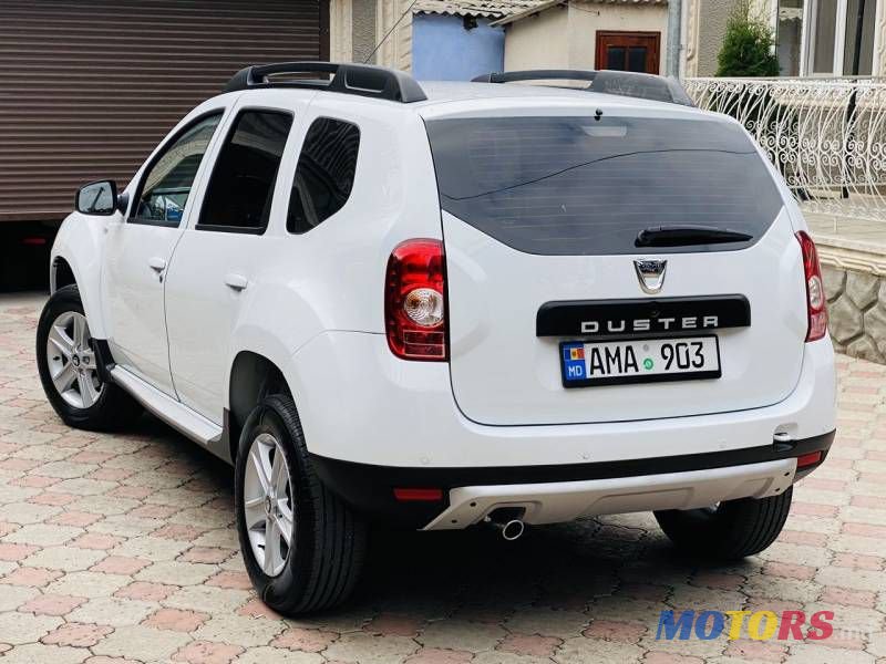 2012' Dacia Duster photo #2