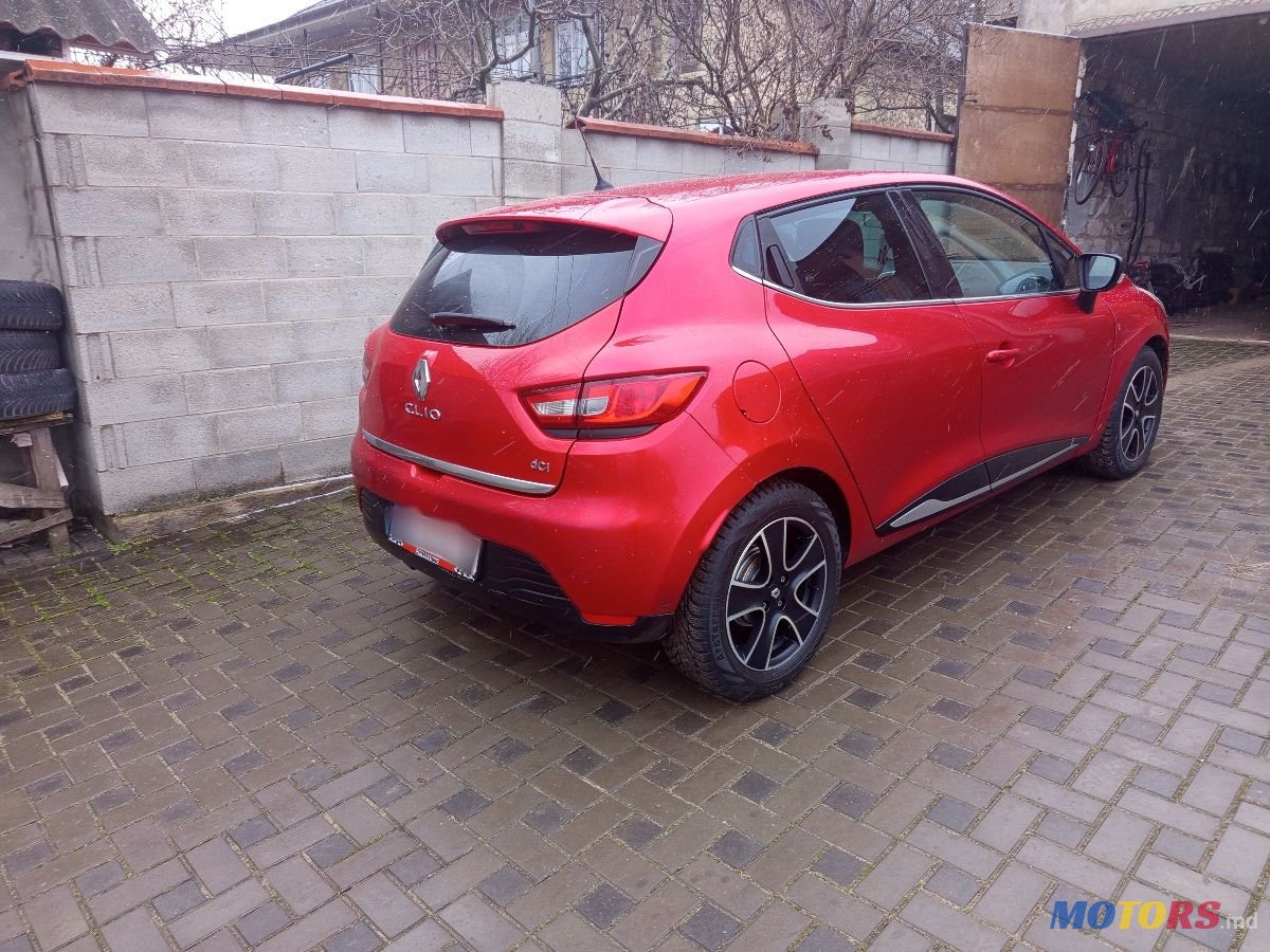 2014' Renault Clio photo #4