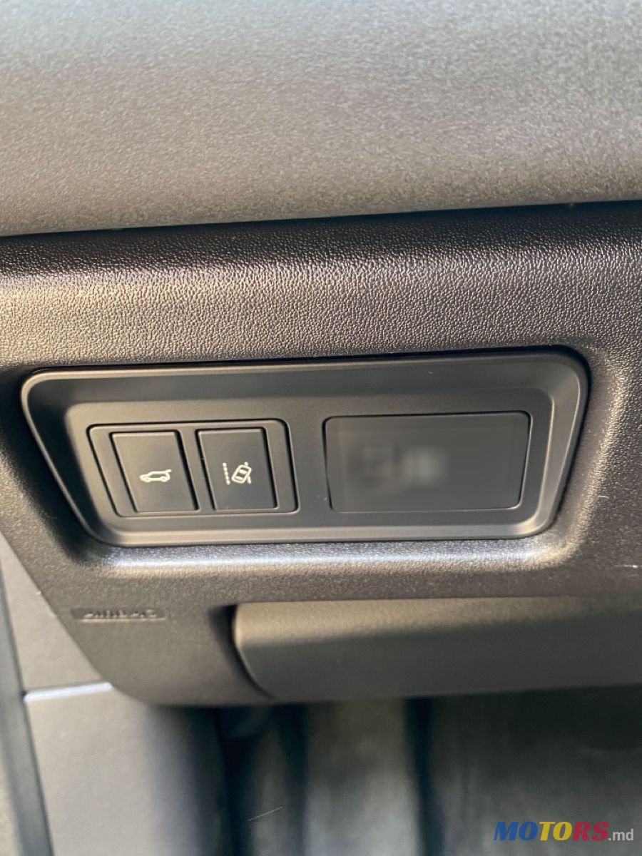 2016' Land Rover Discovery Sport photo #6