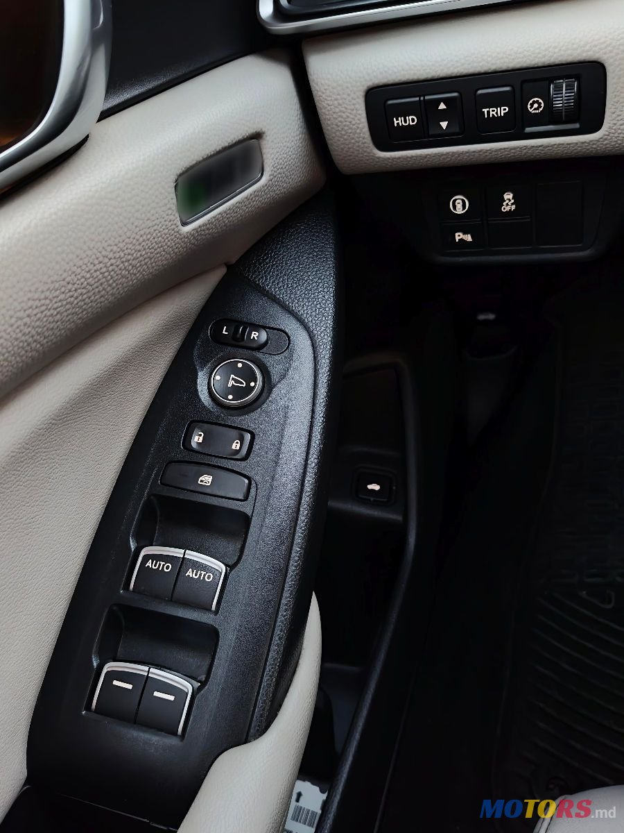 2018' Honda Accord photo #5