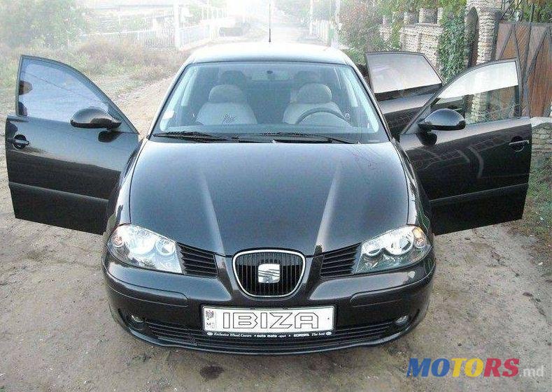2003' SEAT Ibiza photo #2