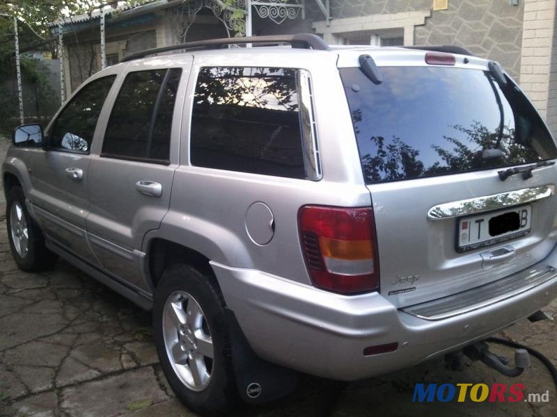 2004' Jeep Grand Cherokee photo #1