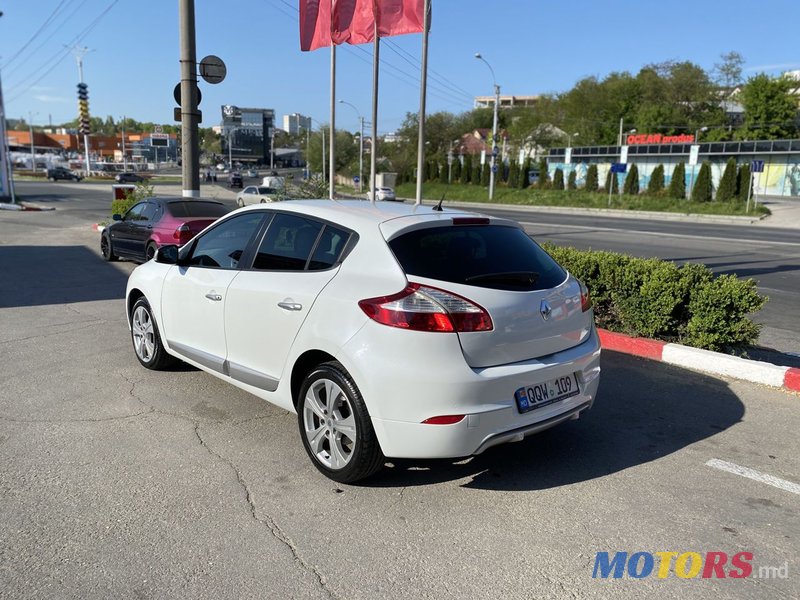 2014' Renault Megane photo #4