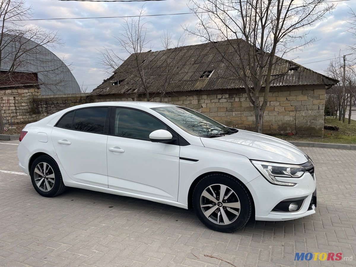 2019' Renault Megane photo #3