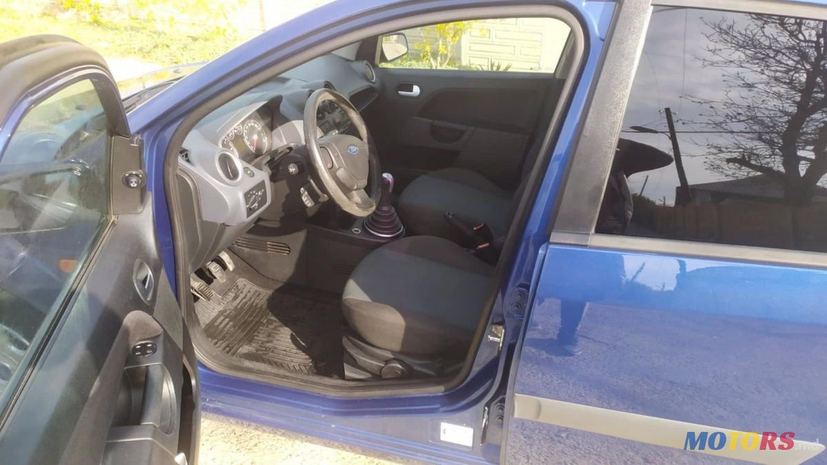 2007' Ford Fiesta photo #6