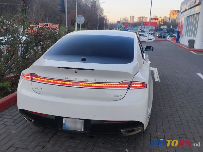 2015' Lincoln MKZ photo #1