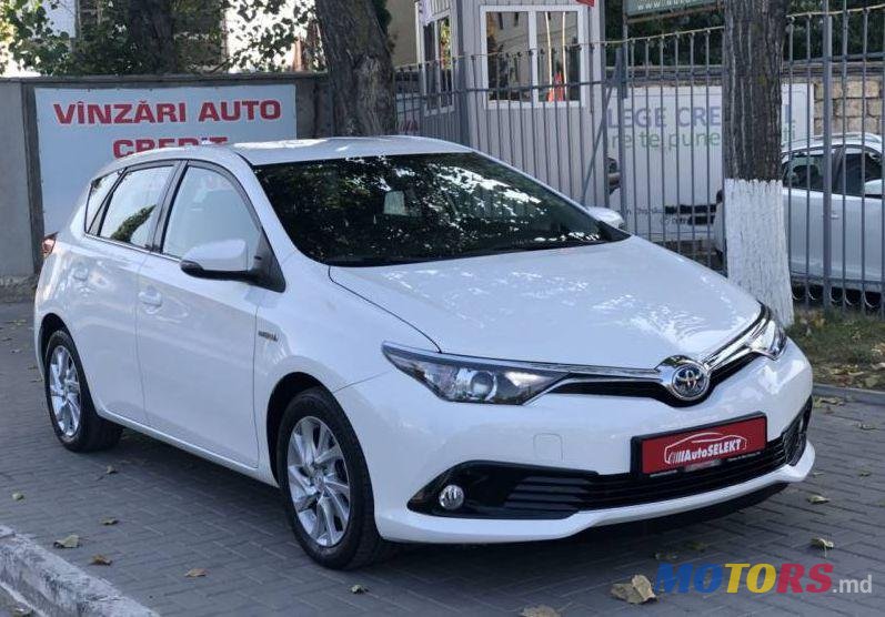 2016' Toyota Auris photo #1