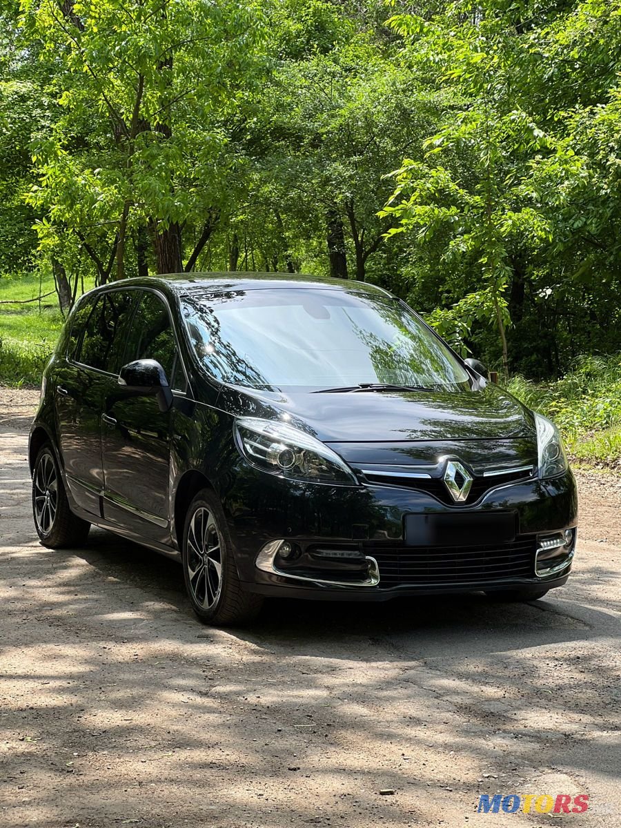2016' Renault Scenic photo #1