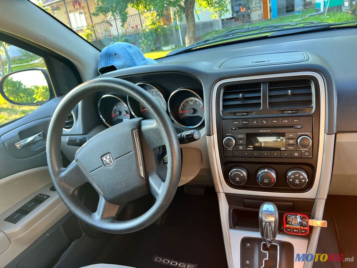 2010' Dodge Caliber photo #3