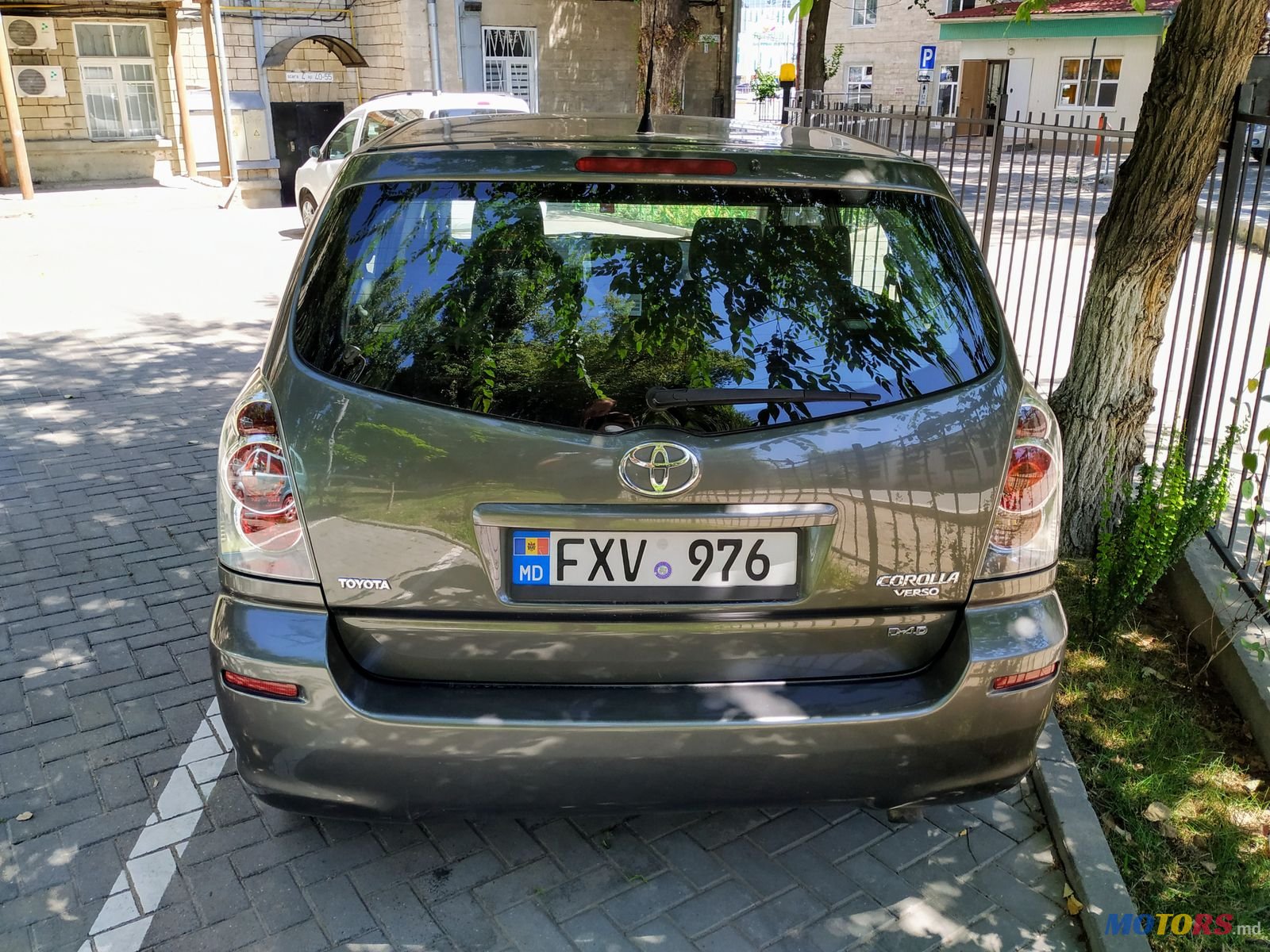 2005' Toyota Corolla Verso photo #5