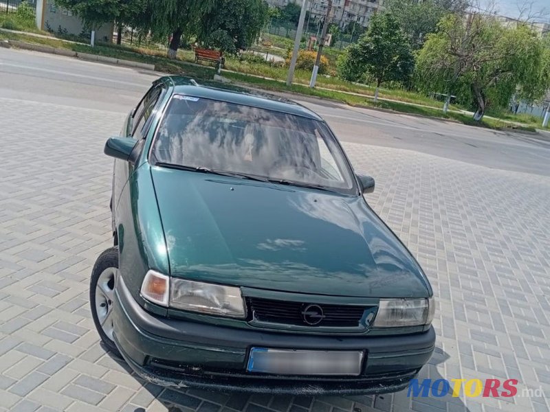 1995' Opel Vectra photo #1