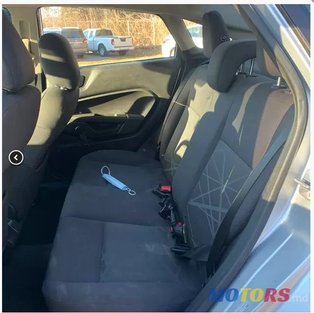 2015' Ford Fiesta photo #7