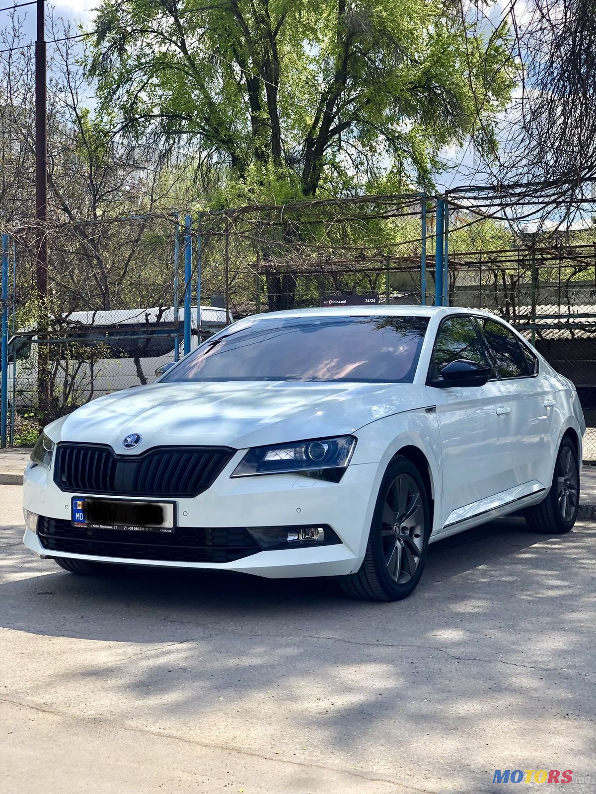 2017' Skoda Superb photo #3