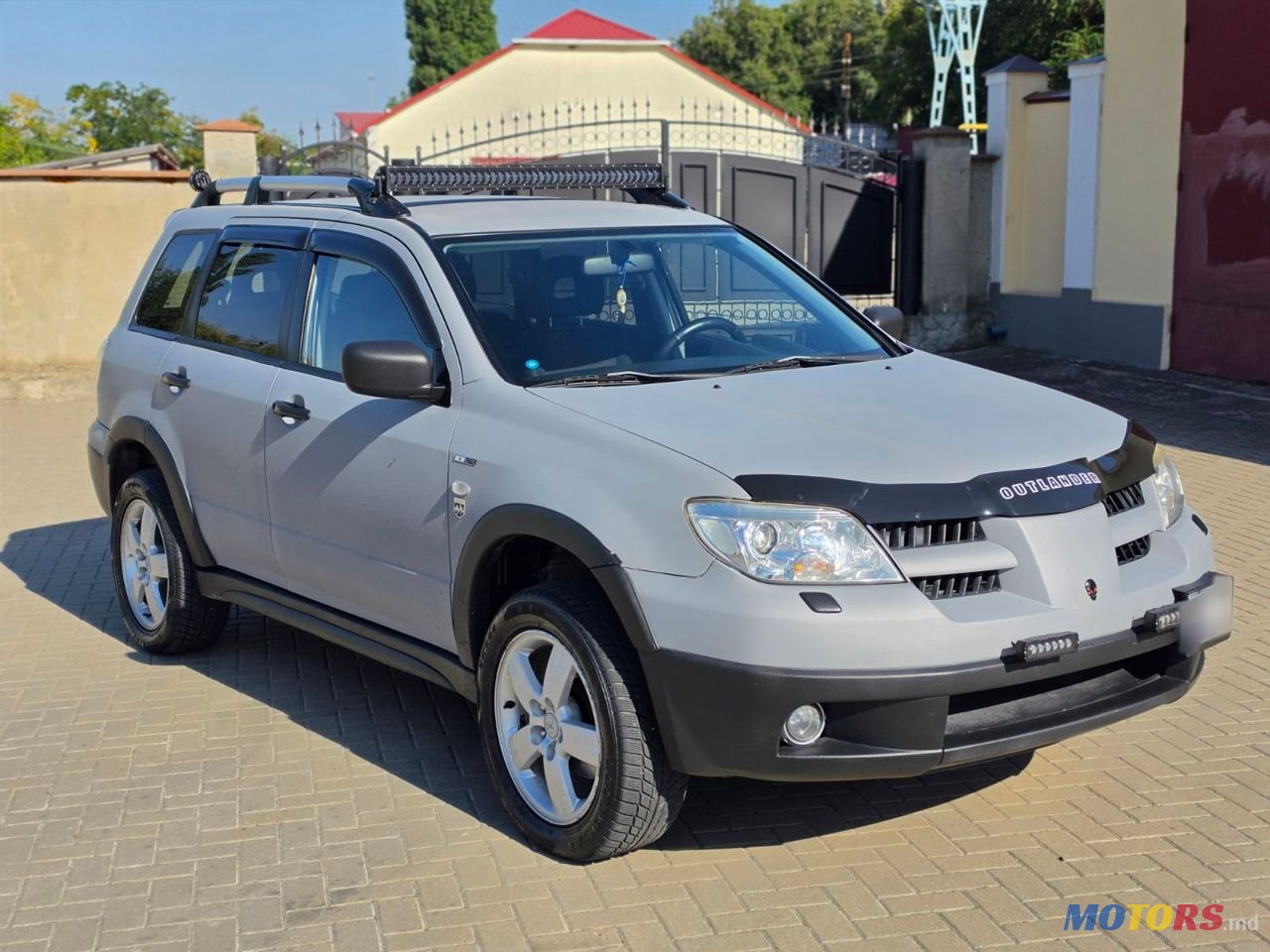 2006' Mitsubishi Outlander photo #6