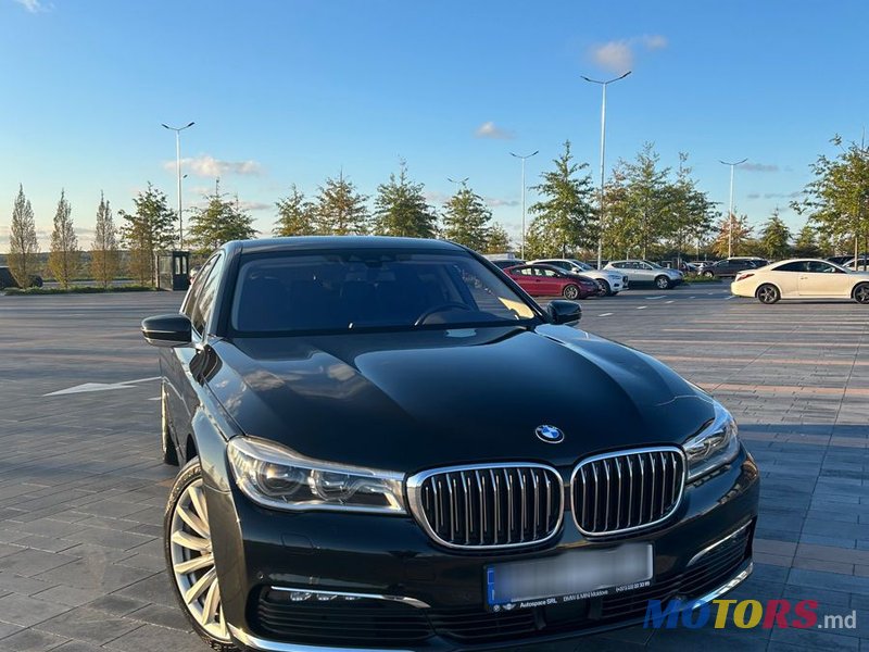 2018' BMW 7 Series photo #1