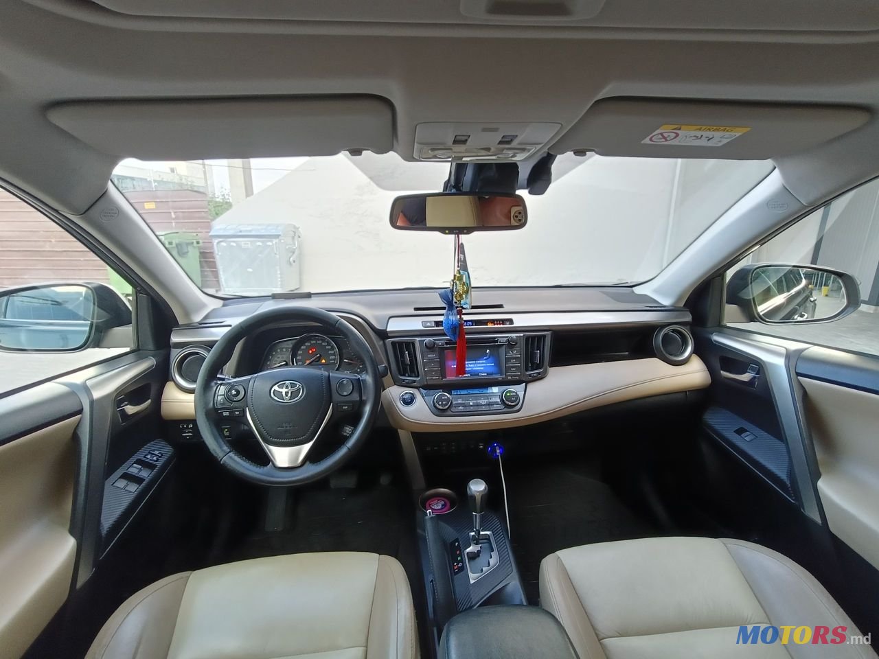 2014' Toyota RAV4 photo #5