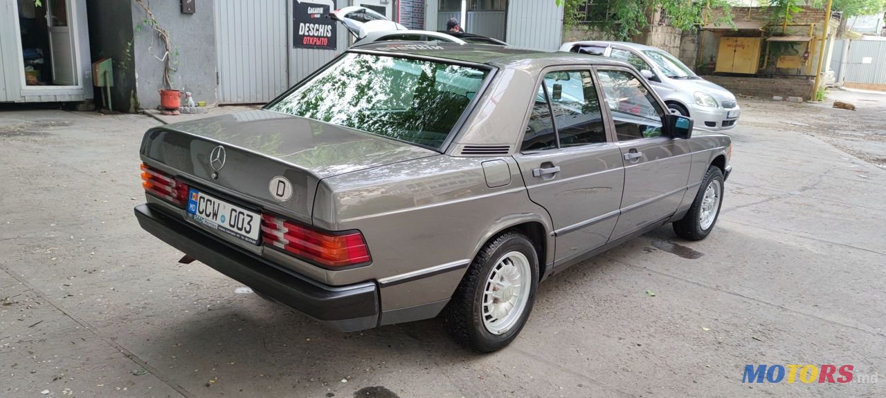 1985' Mercedes-Benz 190 photo #3