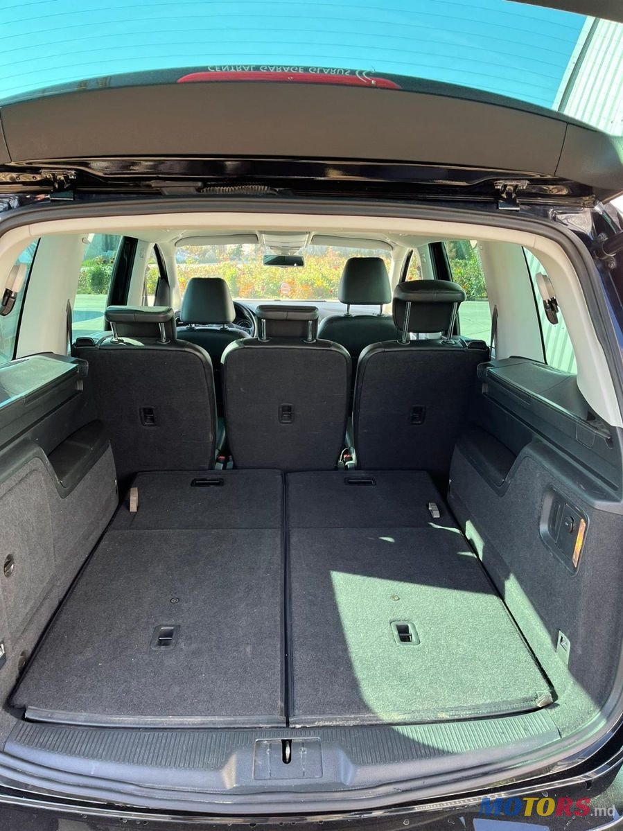 2012' Volkswagen Sharan photo #6