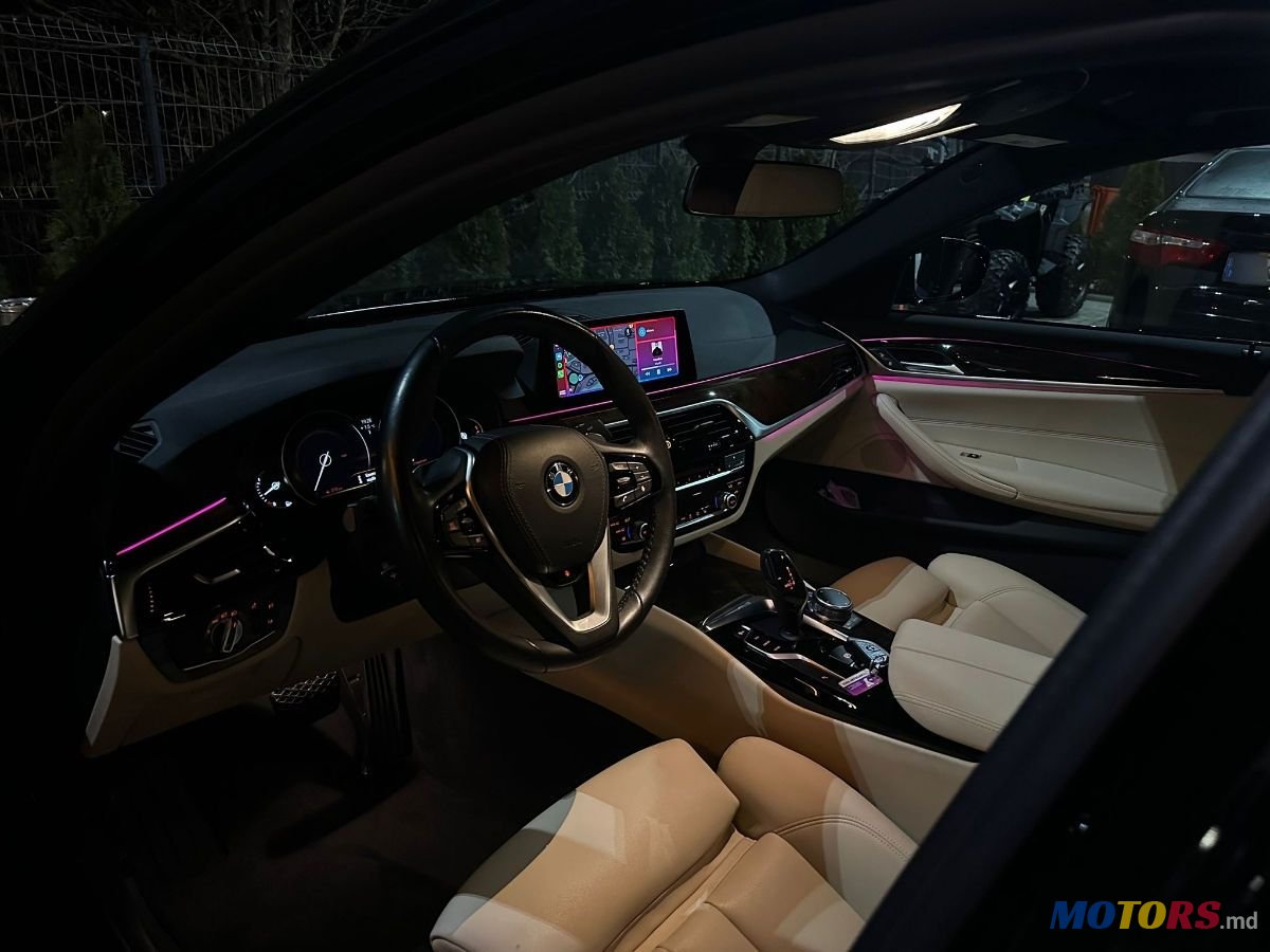 2019' BMW 5 Series photo #3
