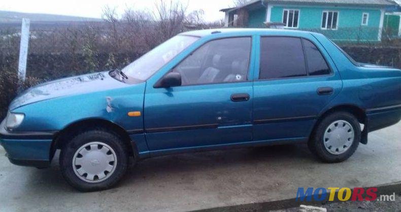 1995' Nissan Sunny photo #1