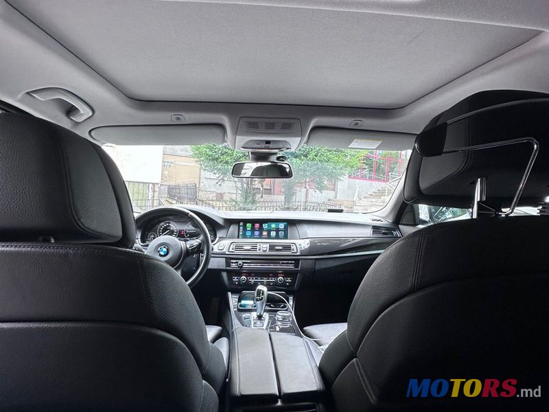 2013' BMW 5 Series photo #6