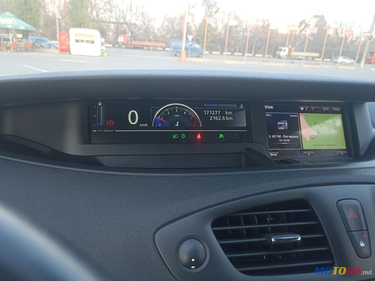 2014' Renault Grand Scenic photo #5