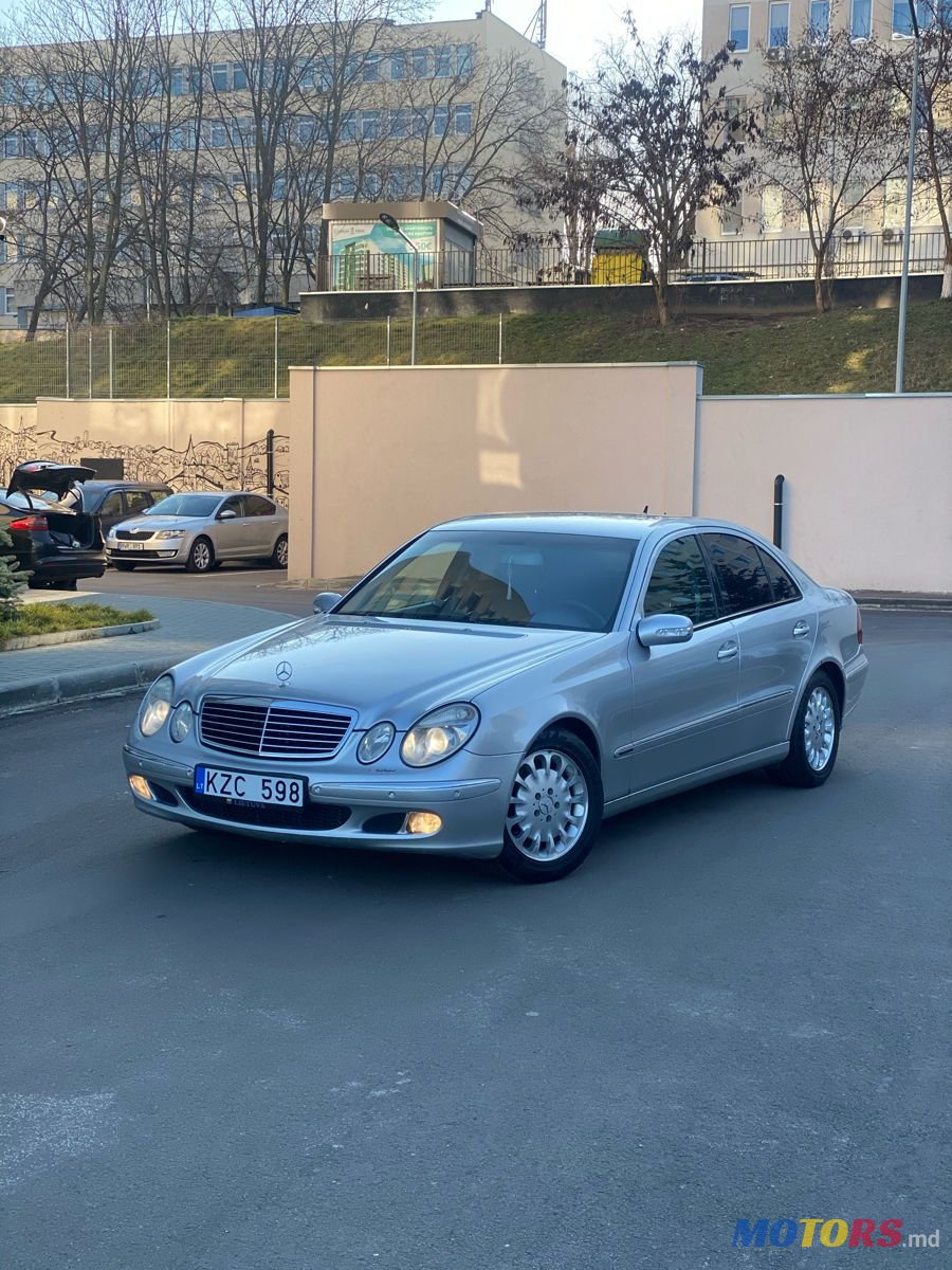 2005' Mercedes-Benz E Класс photo #1