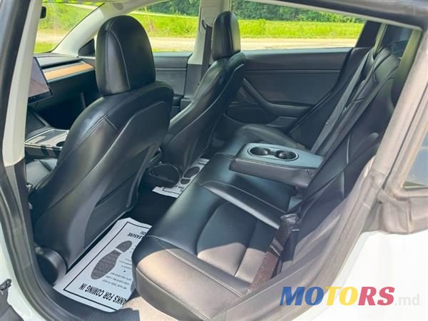 2021' Tesla Model 3 photo #3