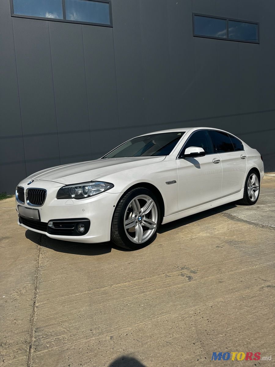 2014' BMW 5 Series photo #2