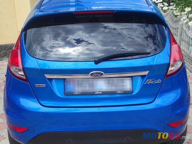 2012' Ford Fiesta photo #2