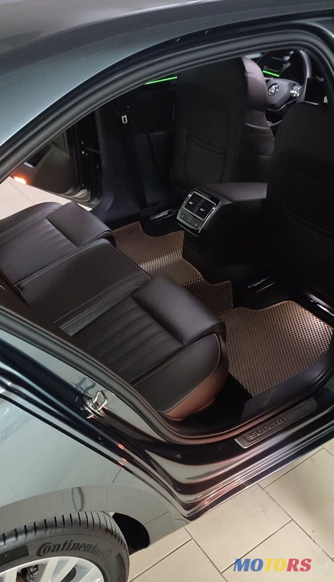2021' Skoda Superb photo #4