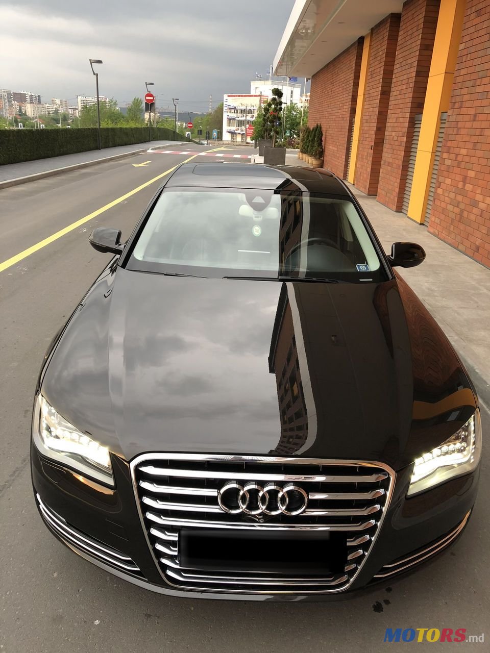 2012' Audi A8 photo #3