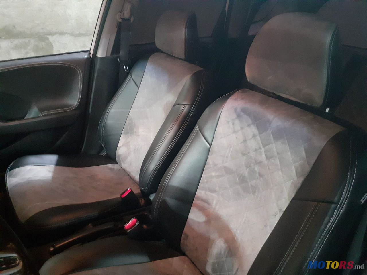 2009' Honda Jazz photo #6