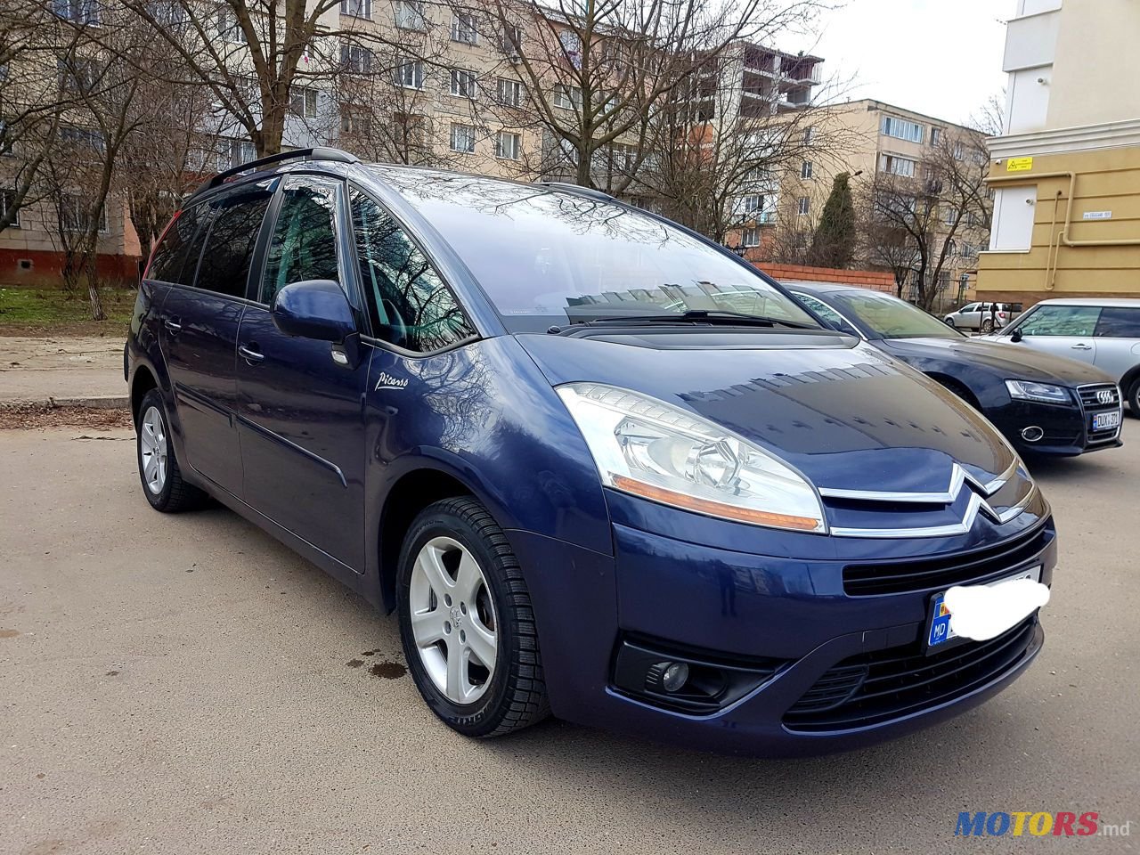 2009' Citroen C4 Picasso photo #3