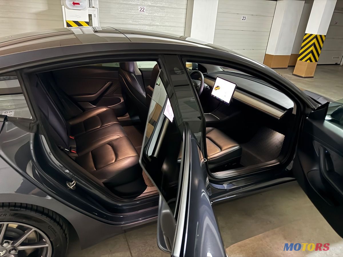 2021' Tesla Model 3 photo #6