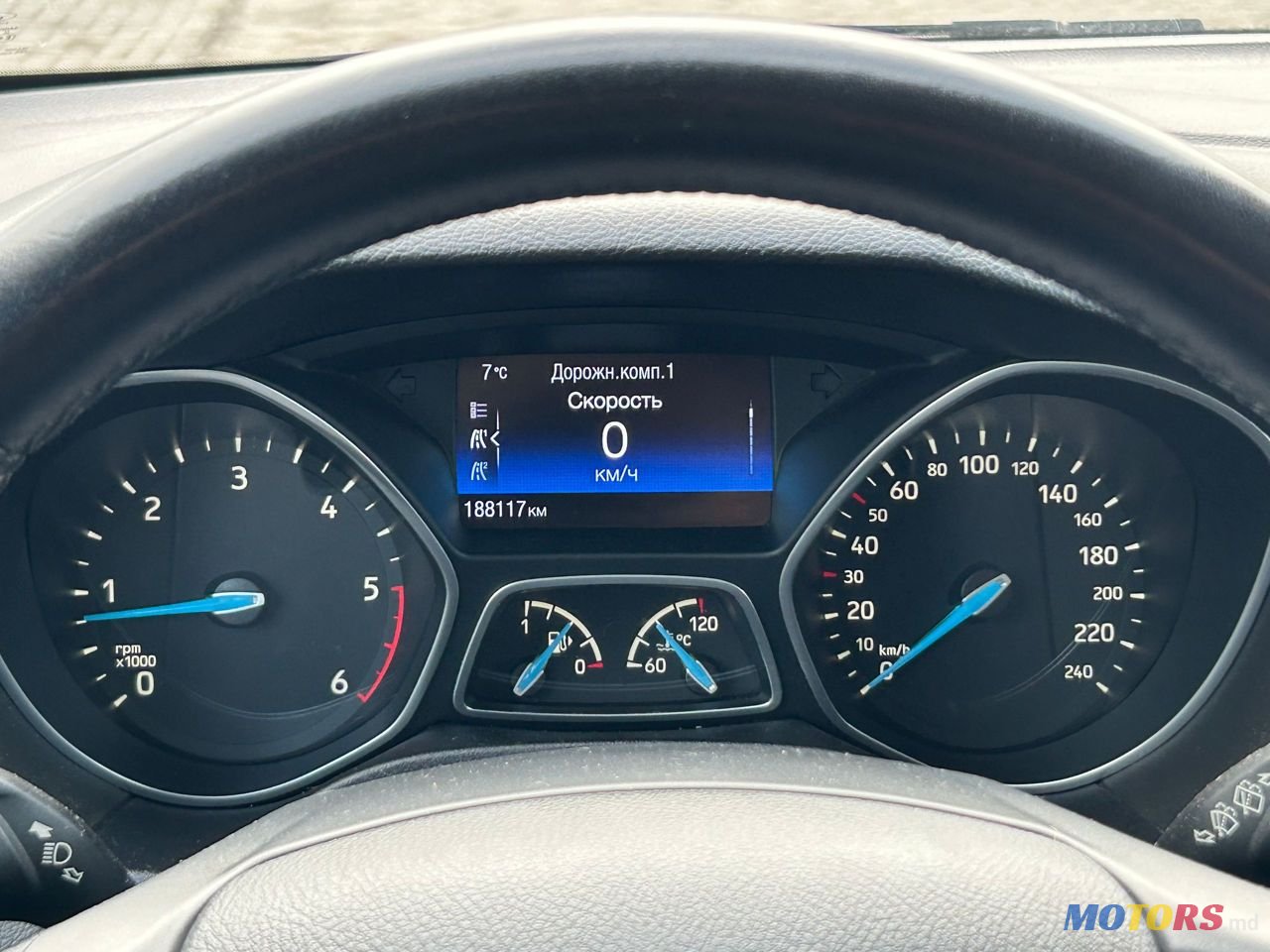 2016' Ford Focus photo #2