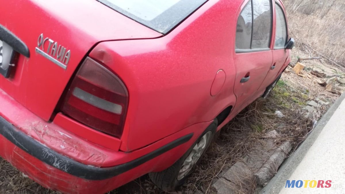 1999' Skoda Octavia photo #5