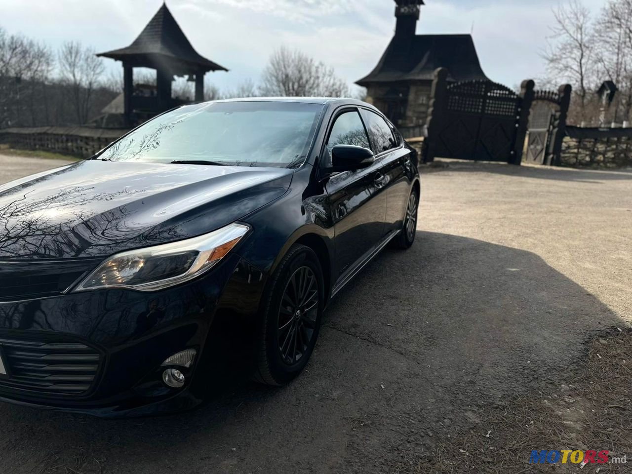 2014' Toyota Avalon photo #3