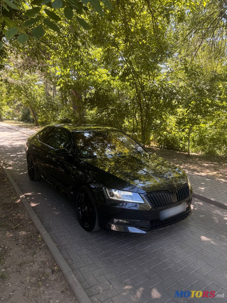 2018' Skoda Superb photo #1