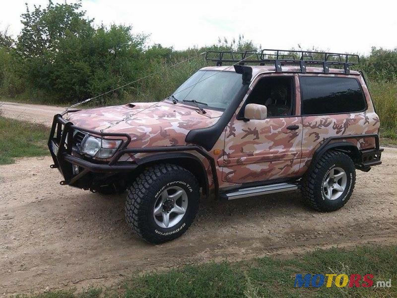 2001' Nissan Patrol photo #2