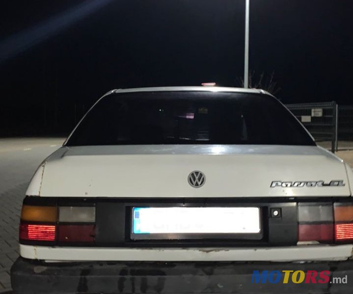 1991' Volkswagen Passat photo #3