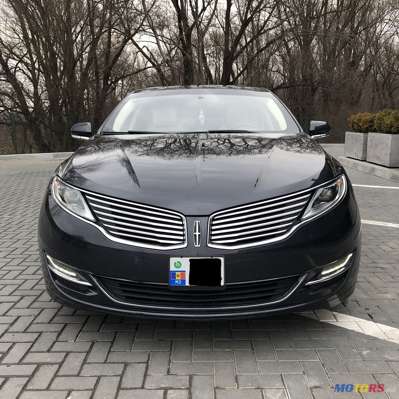 2014' Lincoln MKZ photo #4