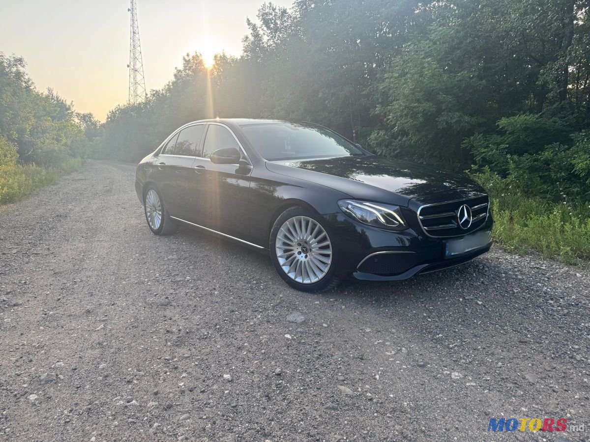 2019' Mercedes-Benz E-Class photo #2