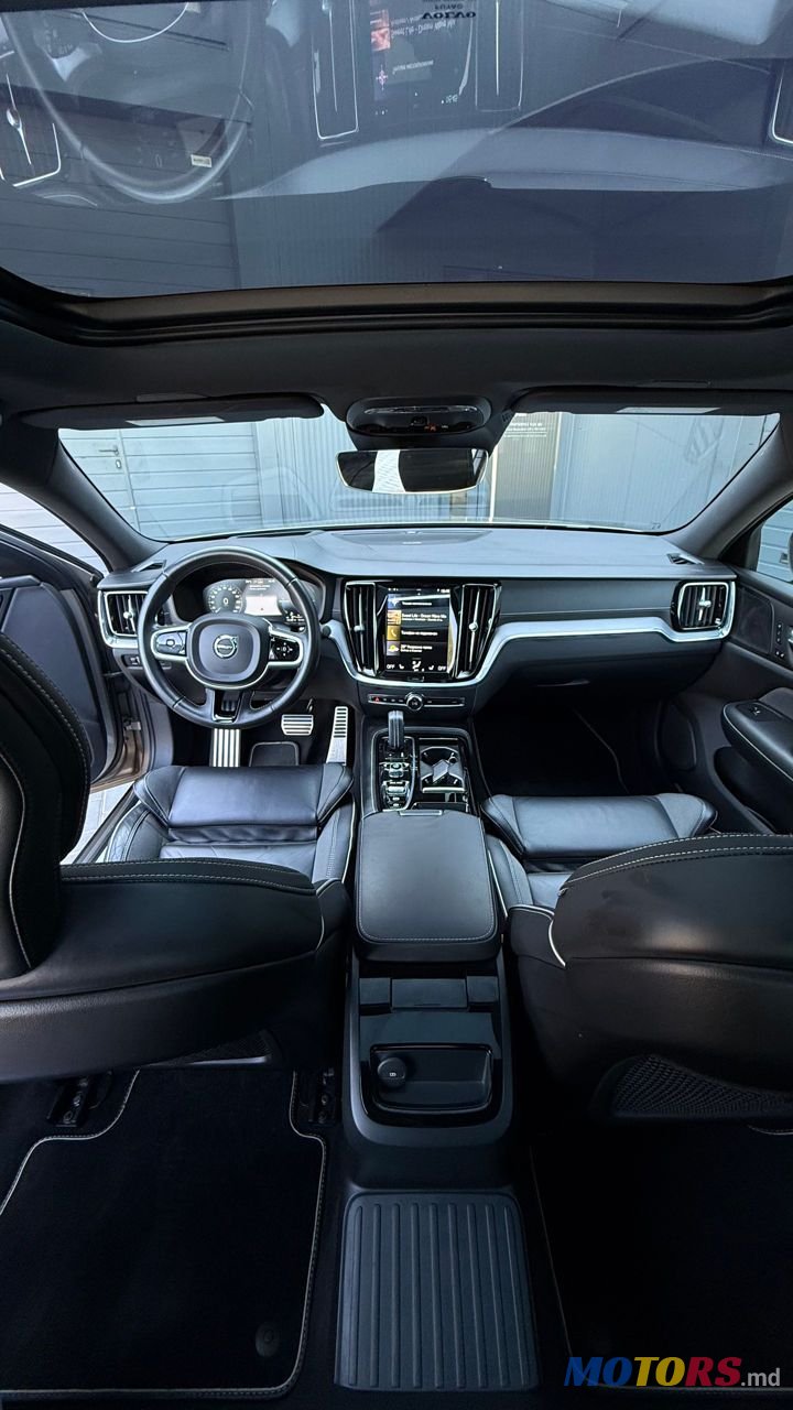 2020' Volvo S60 photo #3