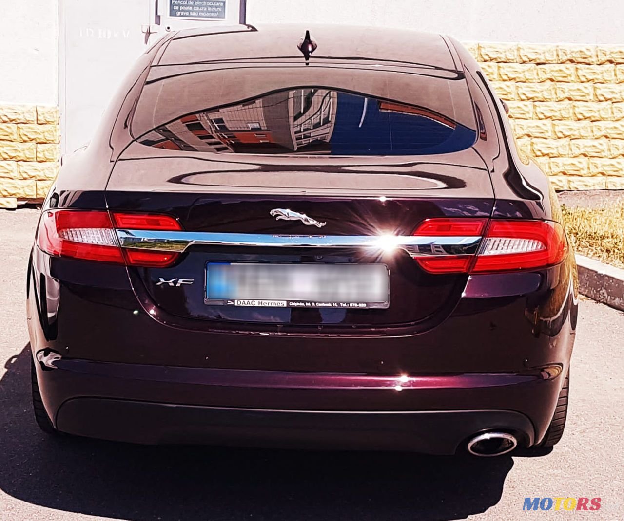 2013' Jaguar XF photo #6