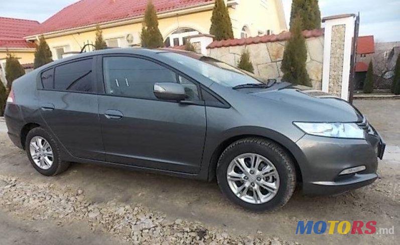 2010' Honda Insight photo #4