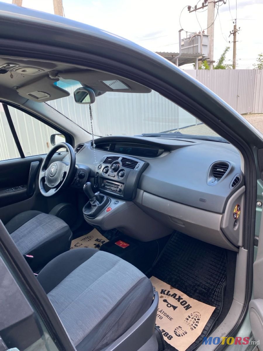 2004' Renault Scenic photo #6