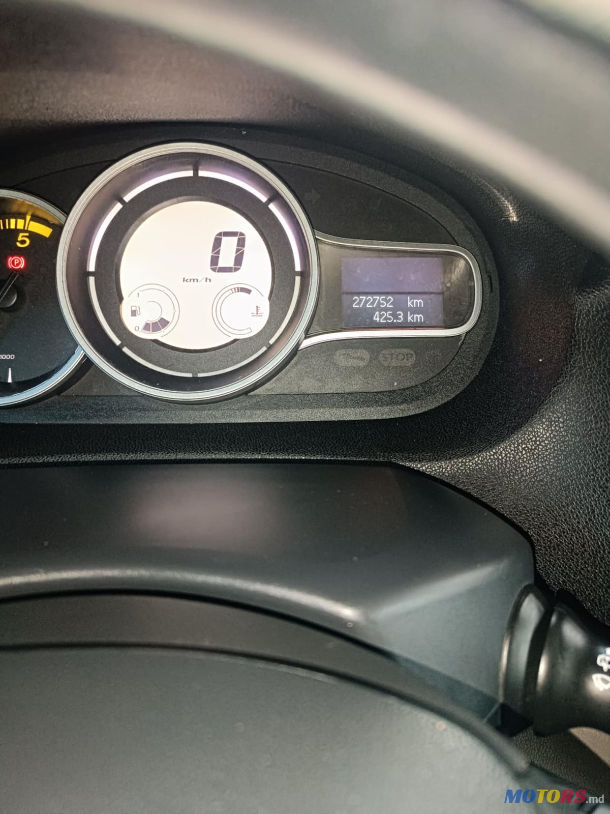 2009' Renault Megane photo #5