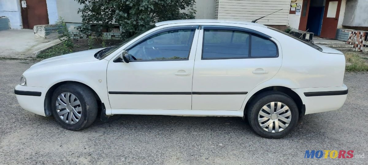 2007' Skoda Octavia photo #3