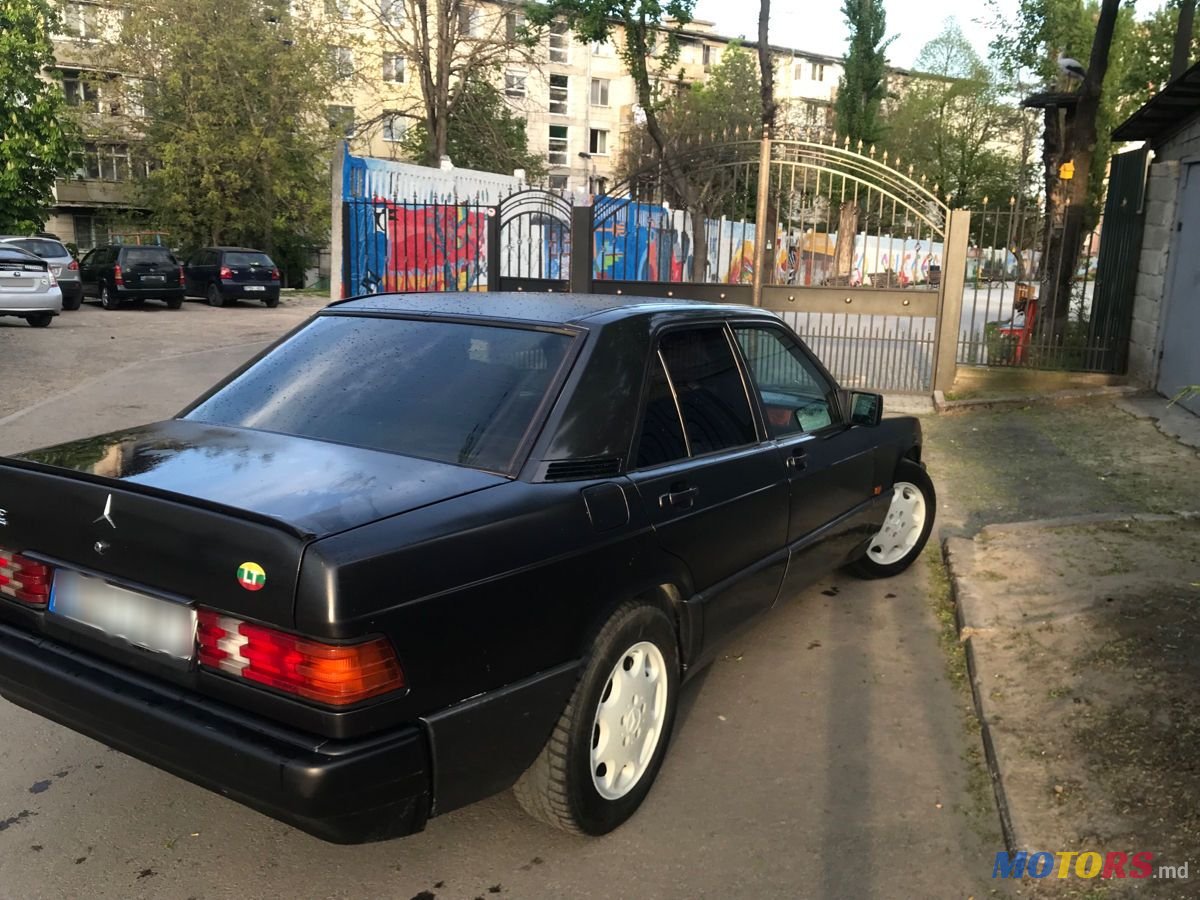 1985' Mercedes-Benz 190 photo #3